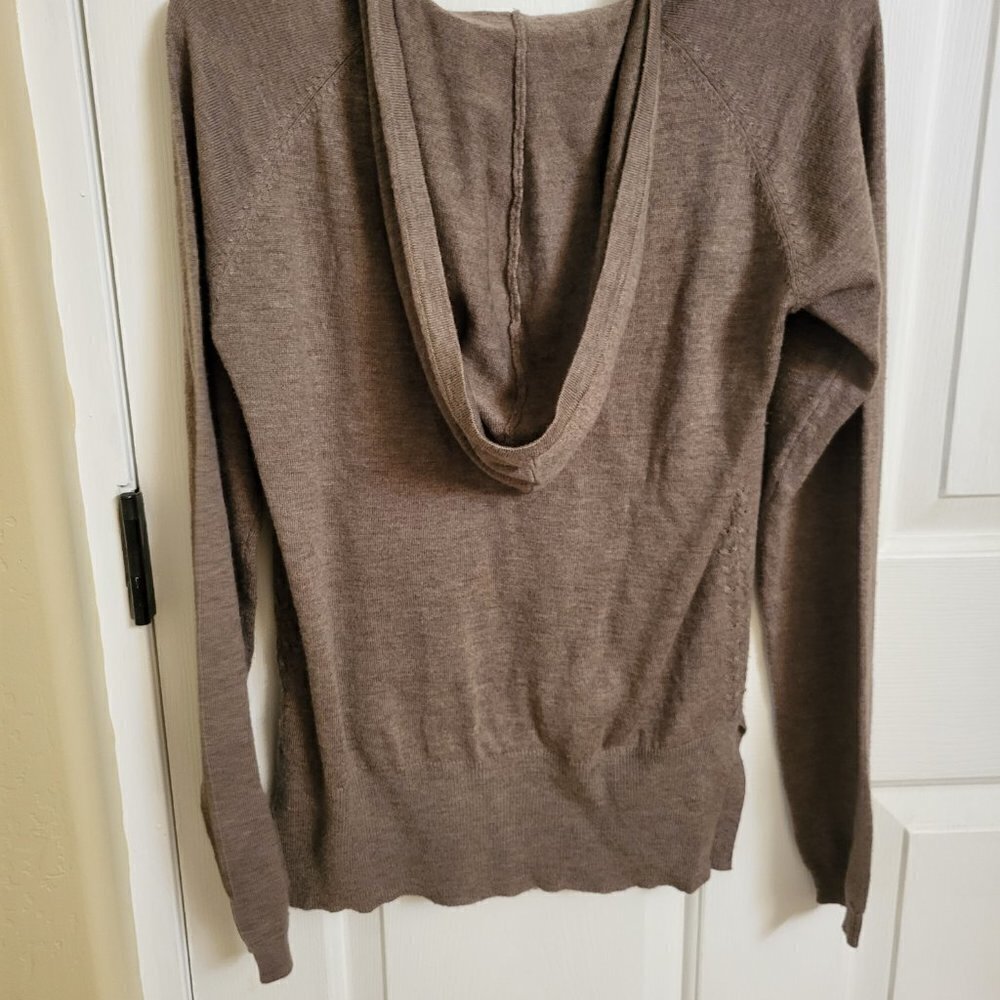 Fate brand lightweight hooded sweater Taupe-Brown SIZE: MEDIUM - Picture 7 of 8